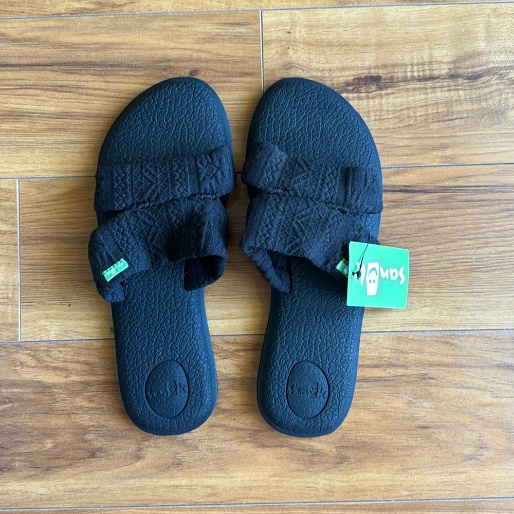 Sanuk Yoga Mat Capri Sandal